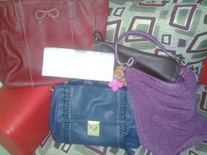 beberapa koleksi tasku (the purple bag is my fav) ;)